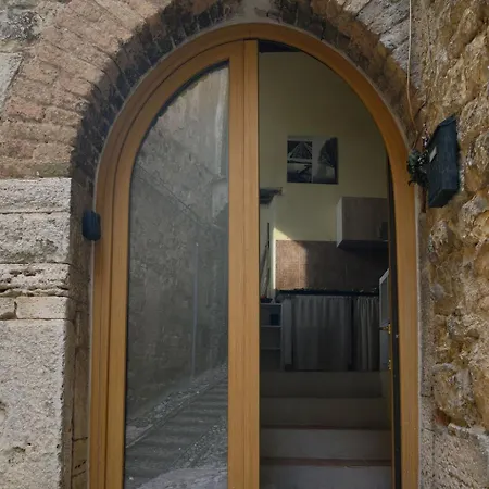 Apartament Loft In Cisterna Romana